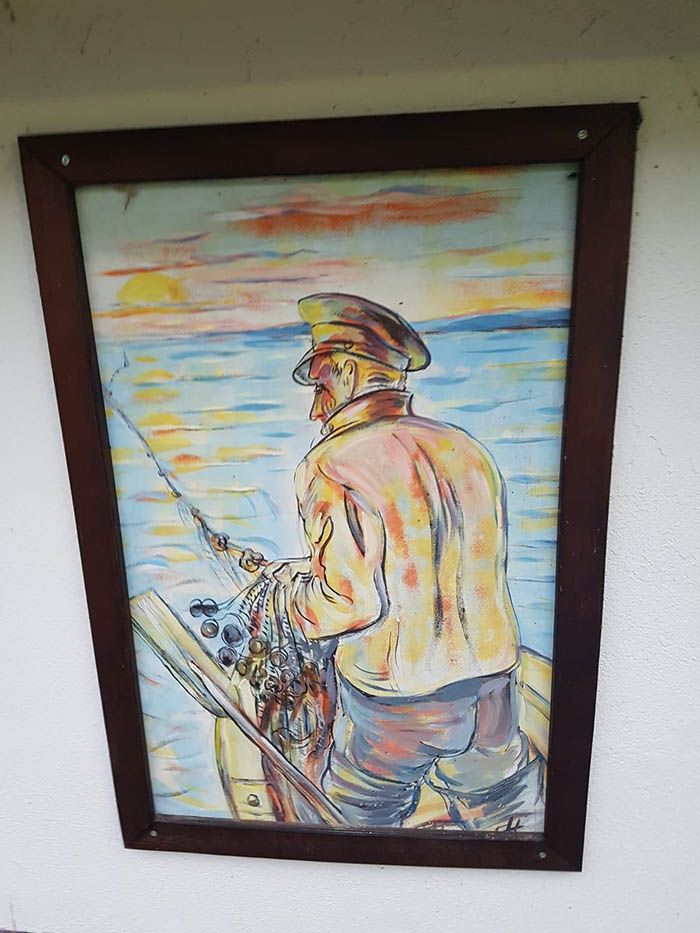 Fischereibetrieb Kuse, Fischerstube und Räucherei direkt and er Promenade von Binz.