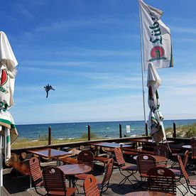 Fischereibetrieb Kuse, Fischerstube und Räucherei direkt and er Promenade von Binz.