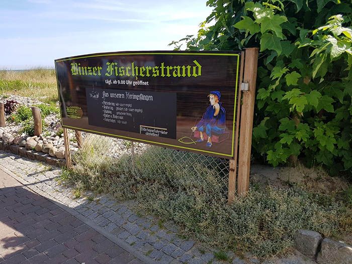 Fischereibetrieb Kuse, Fischerstube und Räucherei direkt and er Promenade von Binz.